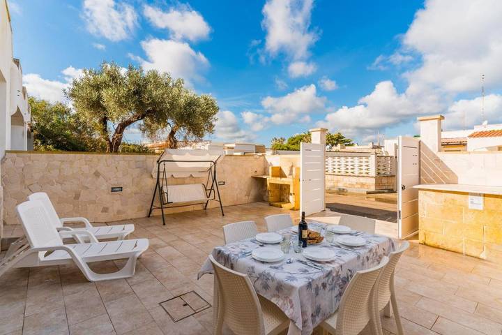 Location de vacances pour 10 personnes, avec Terrasse et Jardin à Torre Chianca - 2