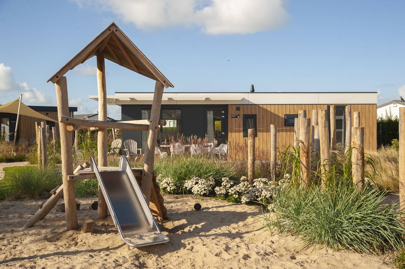 Camping Zonneweelde — Duin Lodge Family 6 Personen  in Nieuwvliet, Zeeuwse Kust