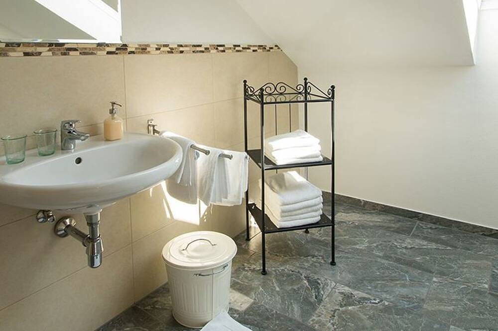 Rosa Kolomandl - barrierefrei - Familienferienhof Stabauer in Salzkammergut-Berge, Zell am Moos