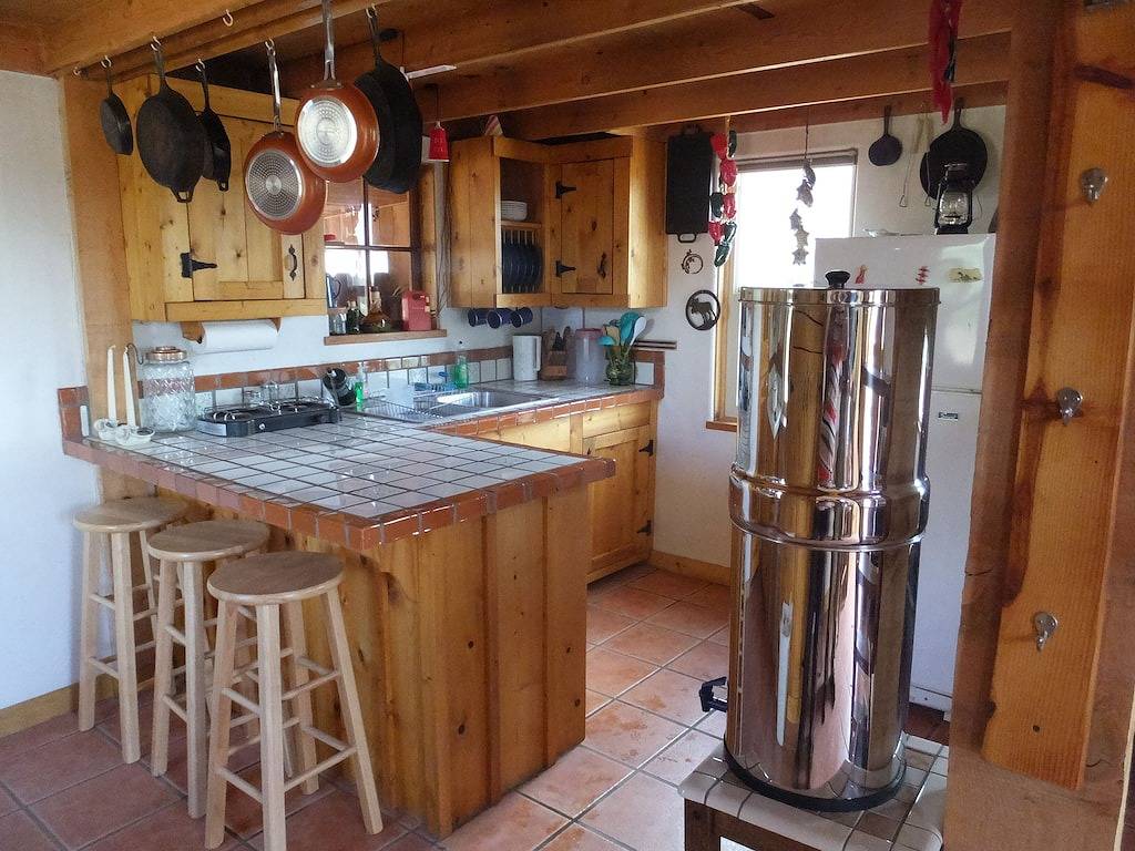 Glamping, Off-Grid-Abenteuer in unserer friedlichen Hütte auf 10 Hektar für Sie in Coconino County