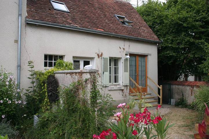 Gîte pour 4 personnes, avec Balcon/Terrasse et Jardin à Chabris
