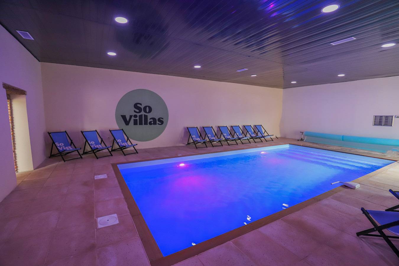 Villa pour 30 Personnes dans Villiers-Saint-Benoît, Région d'Auxerre