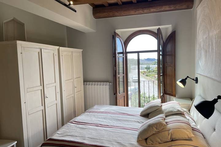 Appartamento intero, Fantastico appartamento con terrazza e piscina affacciata Volterra in Volterra, Pisa e dintorni