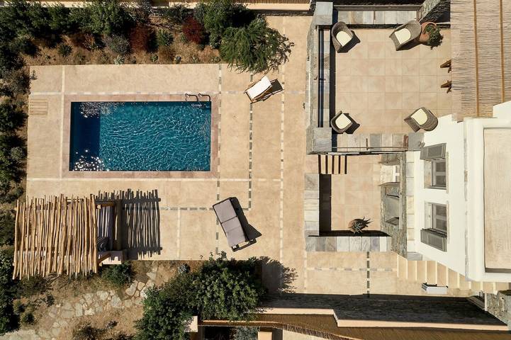 Villa for 8 people, with ocean view and balcony in Tinos