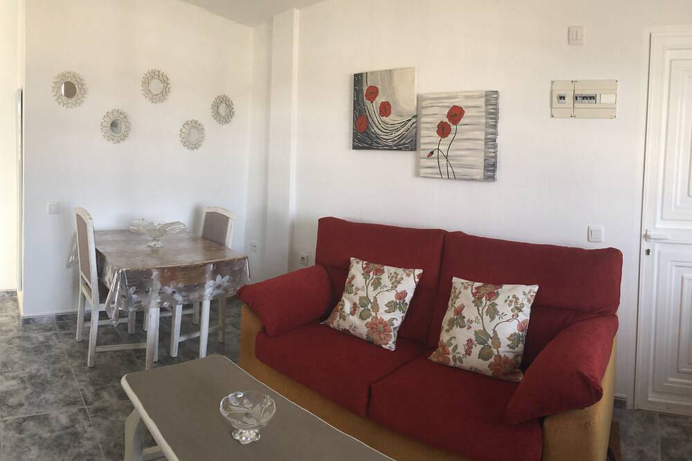Entire apartment, Apartment with Wifi and Air Conditioning in Tarajalejo, Tuineje
