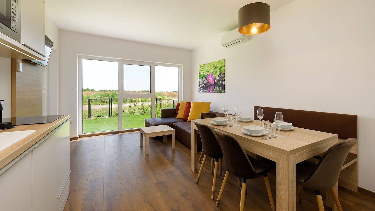 Ganze Ferienwohnung, Ferienwohnung für 6 Personen (57 m²) in Zsira in Győr-Moson-Sopron megye
