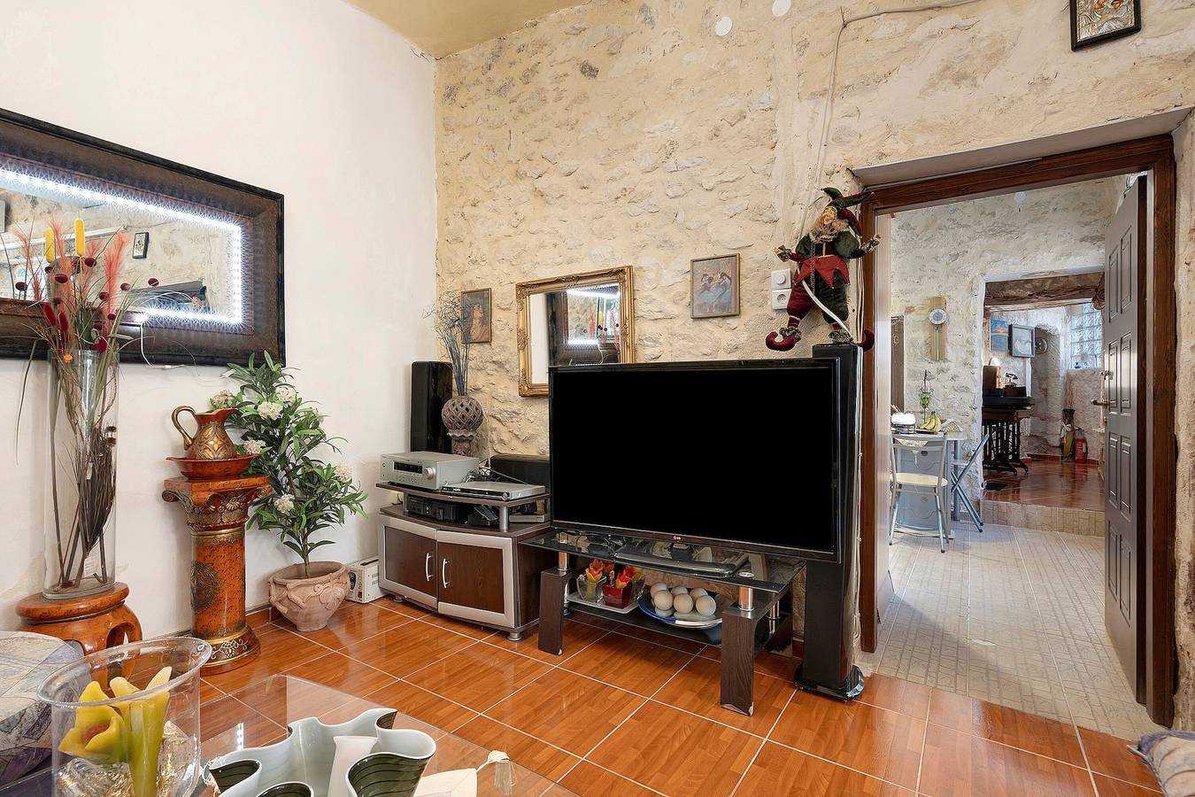 Casa Vacanze 'School House 1922' con Vista Montagna, Wi-Fi e Aria Condizionata in Krousonas, Regione di Iraklio - Heraklion