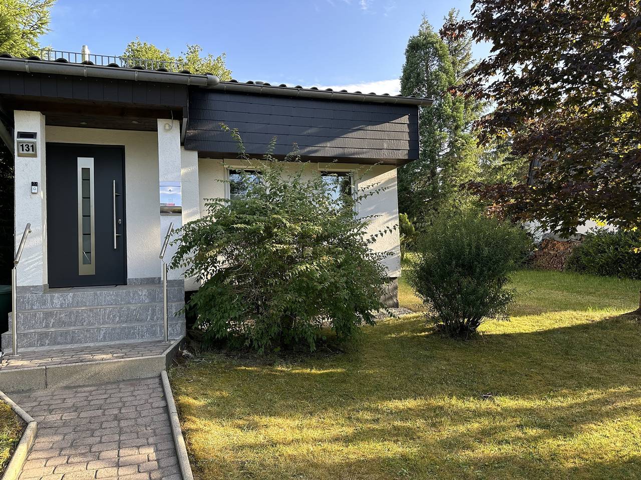 Ganze Wohnung, Schönes Ferienhaus 400m vom See, Sauna, Kamin, Klima, Garten - Ferienhaus in Lichtenberg (Oberfranken), Landkreis Hof