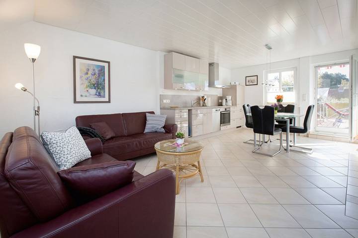 Apartamento entero, "Oberdeck: Ihre perfekter Ferienwohnung an der Ostsee mit Meerblick!" in Grömitz, Distrito de Holstein Oriental