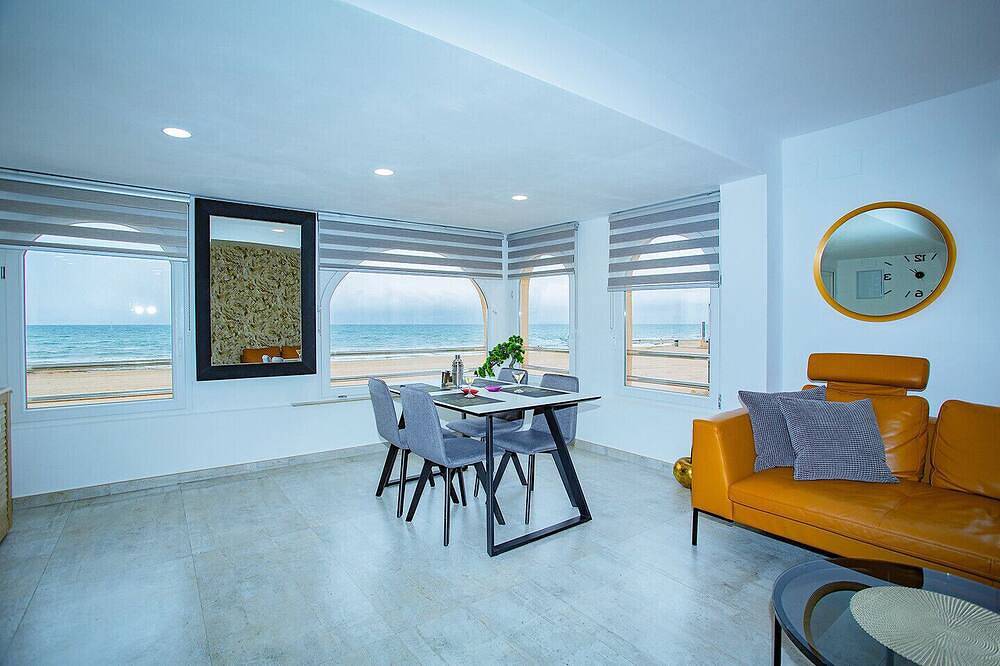 Apartamento entero, 009 Magic Sea View - Alicante Holiday in Torrevieja, Costa Blanca