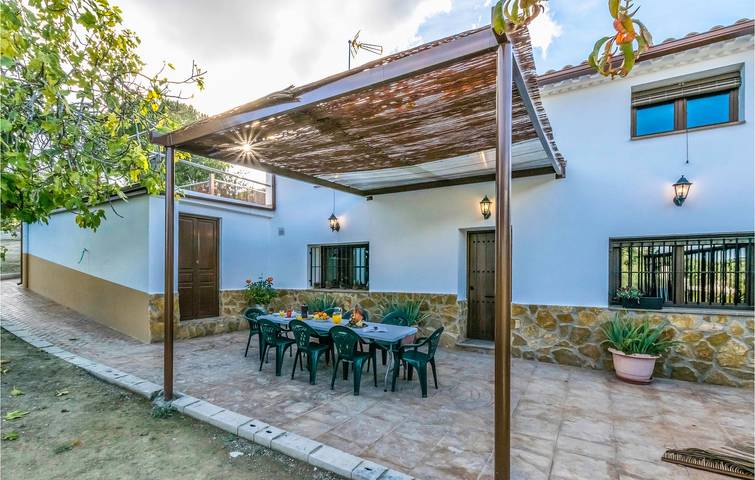 Apartamento para 8 personas, con Terraza y Piscina en Alcalá la Real