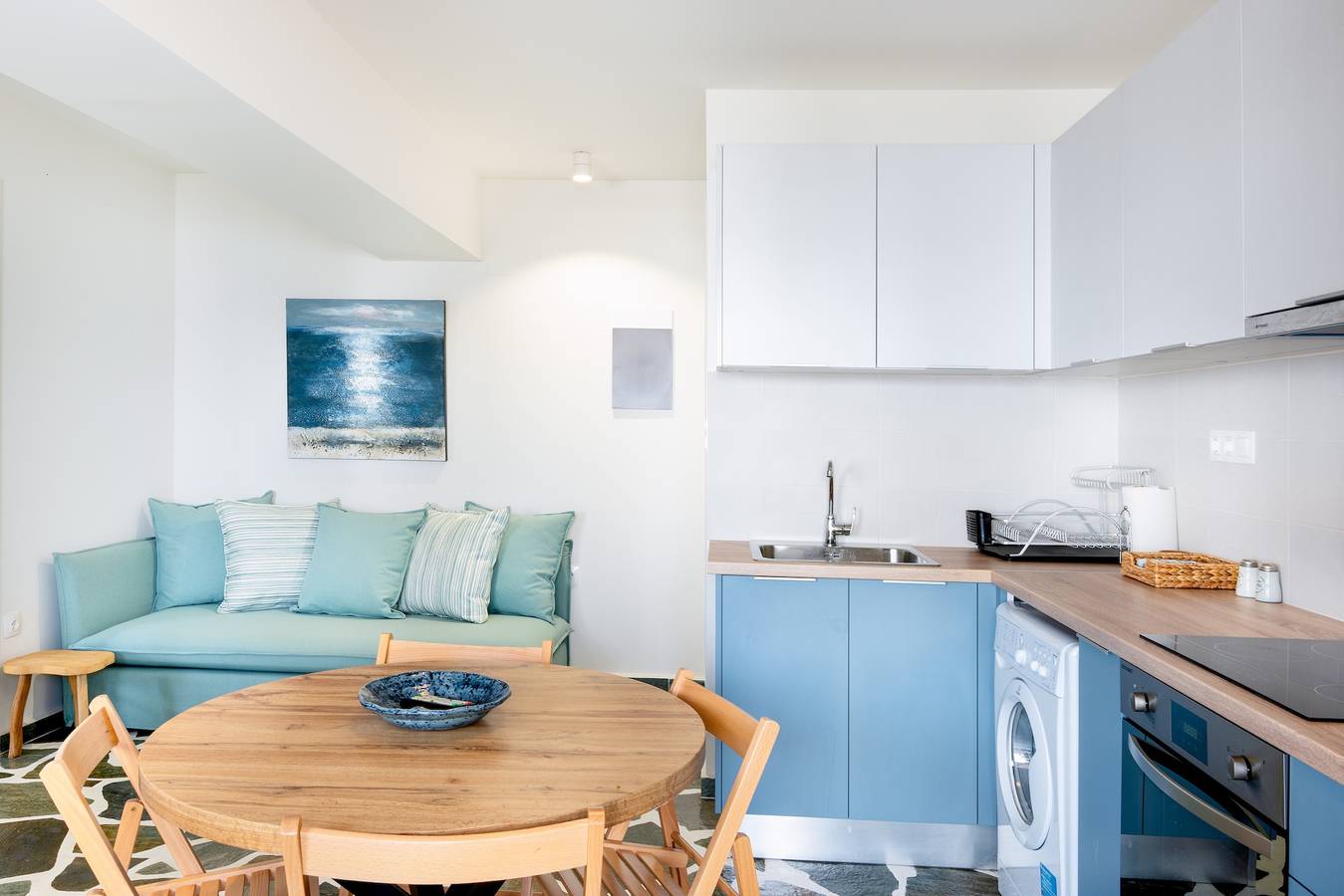 Entire apartment, Apartment 'Stella's Studio' with Shared Terrace, Wi-Fi and Air Conditioning in Syros