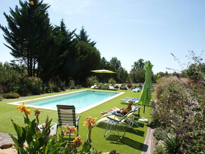 Location de vacances pour 4 personnes, avec jardin ainsi que piscine et terrasse, animaux acceptés à Peyzac-le-Moustier - 2