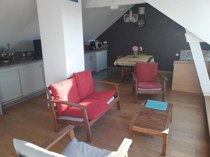 Gîte pour 3 personnes, avec piscine ainsi que terrasse et vue, animaux acceptés dans Plage Toulhars - 3