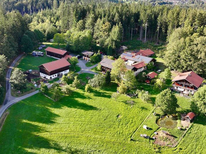 Pension für 5 Personen, mit Balkon und Balkon/Terrasse sowie Whirlpool und Terrasse im Bayerischer Wald