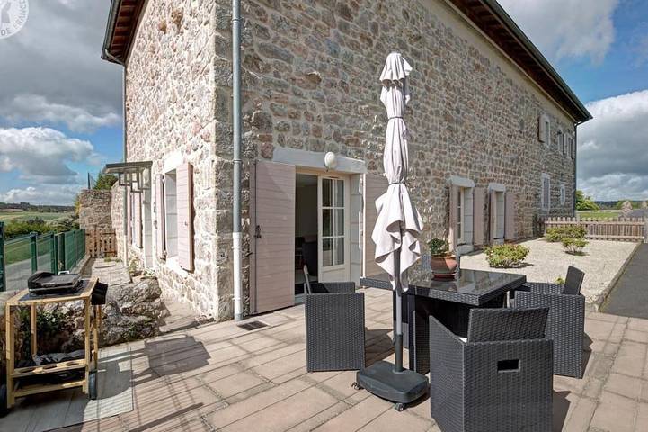 Gîte pour 4 personnes à Usson-en-Forez