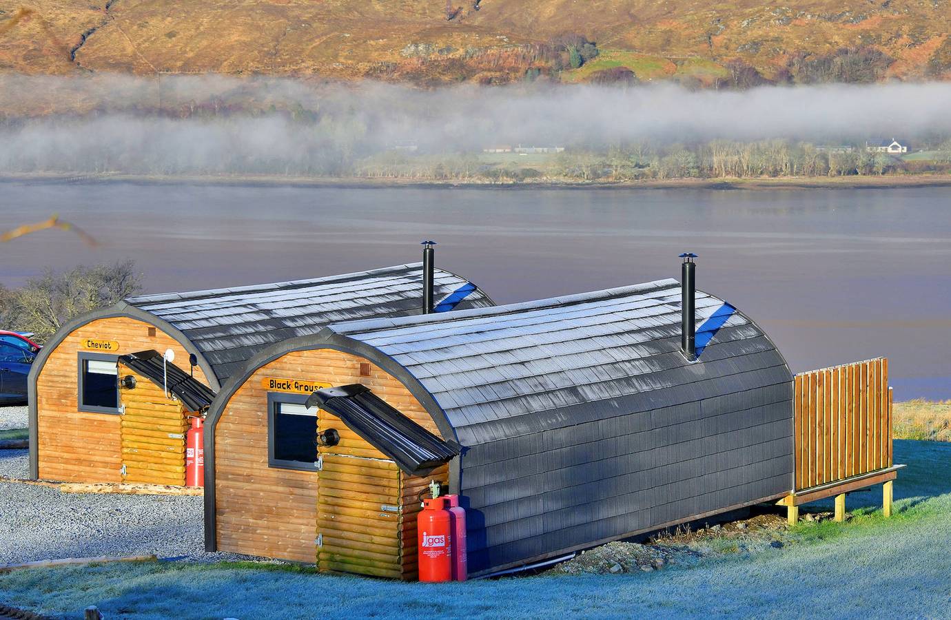 Entire holiday apartment, Dalaraban Luxury Pods - Cheviot in Fort William, Loch Linnhe