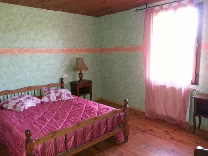 Location de vacances pour 5 personnes, avec terrasse à Monclar-de-Quercy