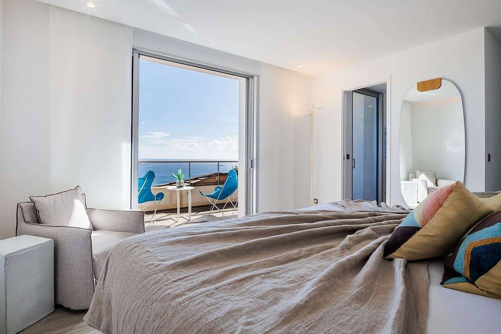 Exceptional villa in Porto Vecchio, perfect fusion of luxury and serenity. in Palombaggia, Porto Vecchio