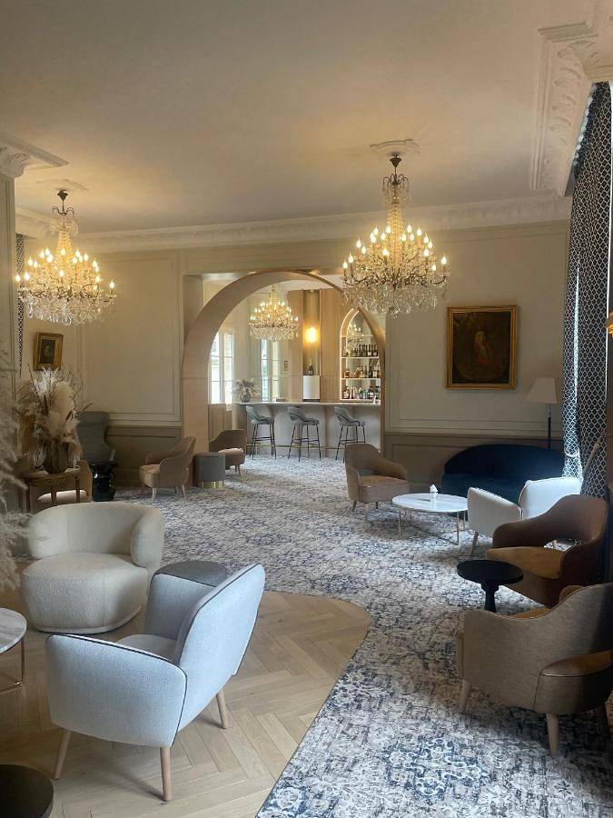Grand Hôtel "Château de Sully" - Piscine & Spa -Teritoria in Sully, Région de Bayeux