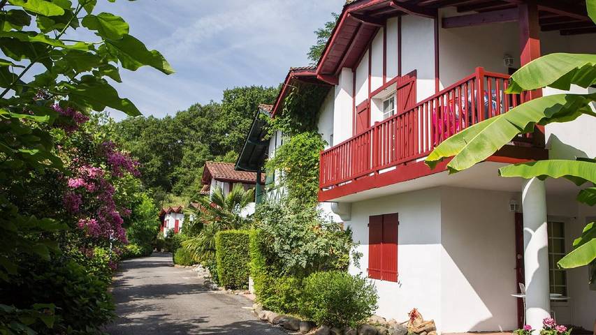 Apartamento de vacaciones para 4 personas, con terraza y piscina - 1