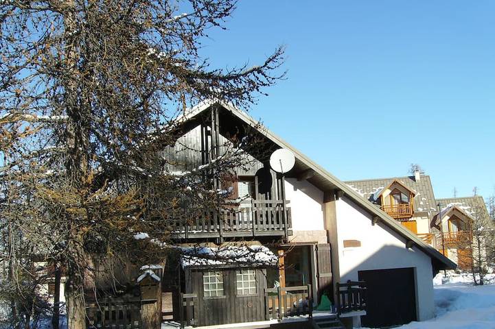 Chalet pour 8 personnes, avec jardin à Risoul