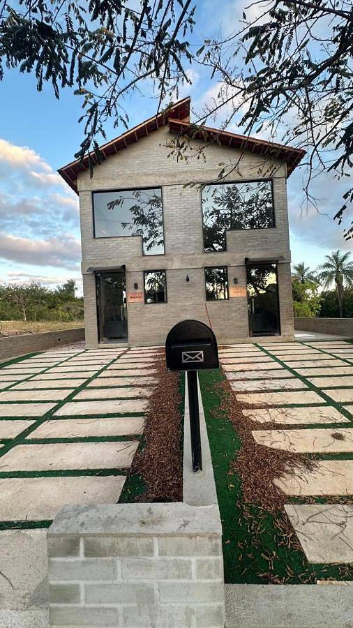 Casas e apartamentos de temporada para 4 pessoas, com jardim e terraço em Triunfo (PE)