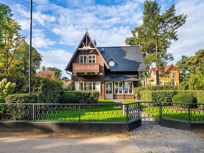 Ferienwohnung für 8 Personen, mit Garten und Balkon sowie Sauna, kinderfreundlich in Heringsdorf