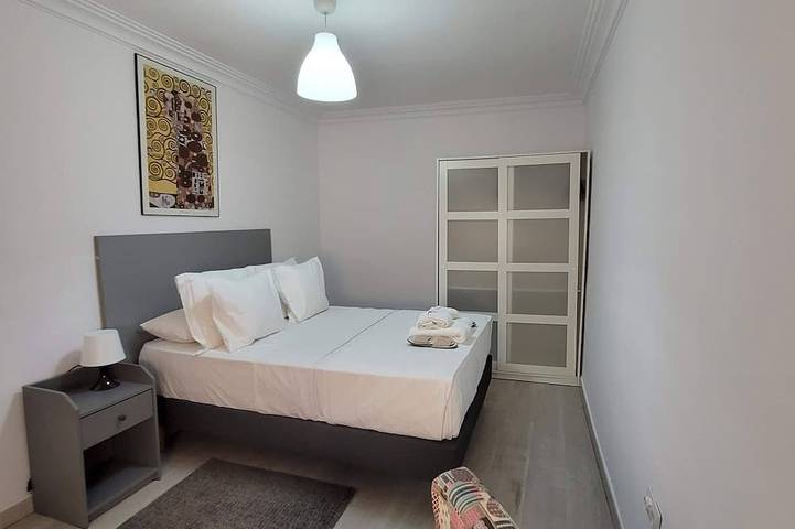 Appartement entier, B. o.d Apartaments Collblanc Zona Camp Nou in Hospitalet de Llobregat, L'Hospitalet de Llobregat