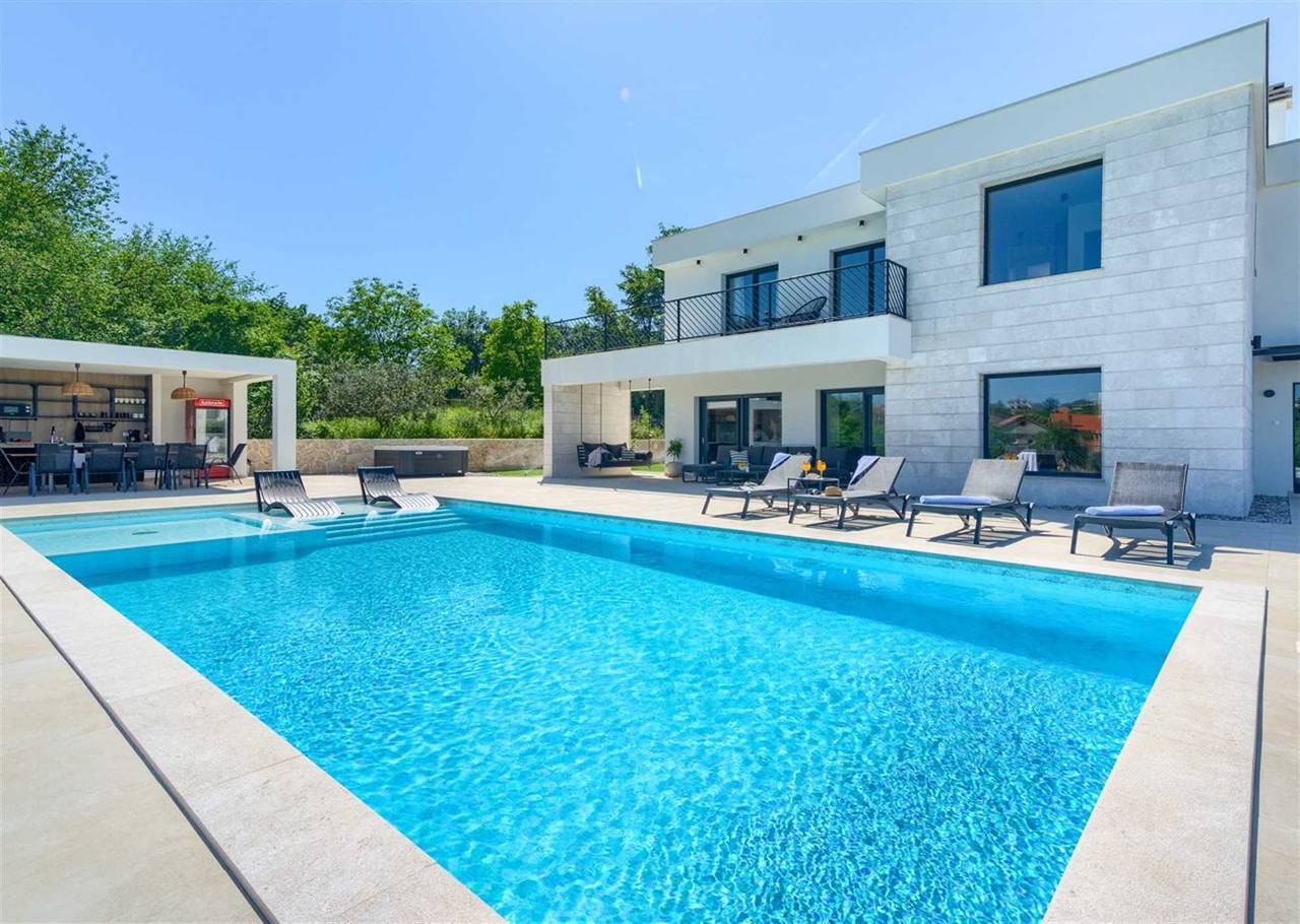 Villa Lagos - Pool, Spa, Jacuzzi und Red & Blue Lake in Imotski, Makarska Riviera