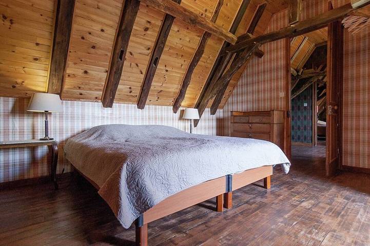 Location de vacances pour 10 personnes, avec piscine ainsi que terrasse et jardin, animaux acceptés à Les Eyzies-de-Tayac-Sireuil - 3