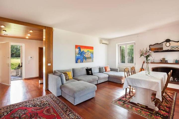 Villa für 10 Personen, mit Seeblick und Garten sowie Ausblick und Pool in Bardolino - 4