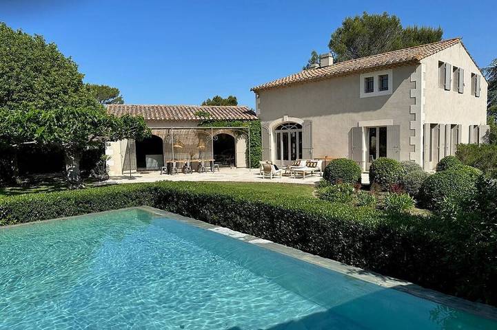 Vakantiehuis voor 12 personen, met tuin in Saint-Rémy-de-Provence