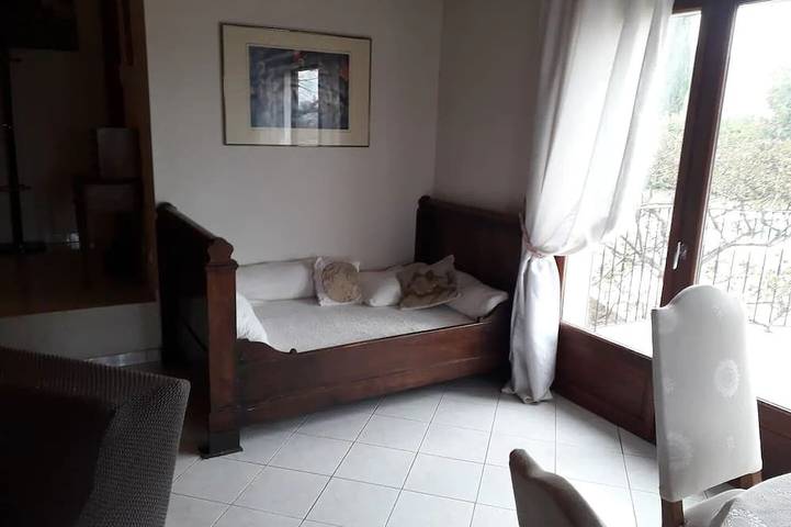 Location de vacances pour 12 personnes, avec jardin et terrasse, animaux acceptés à Usclas-d'Hérault - 2