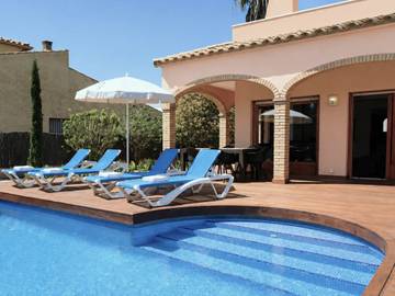 Villa pour 7 Personnes dans Sant Pere Pescador, Costa Brava, Photo 3