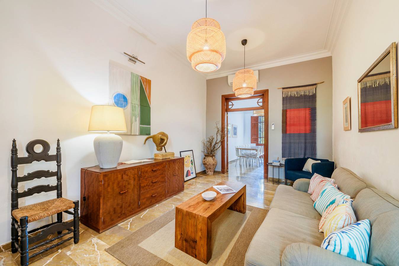 Holiday Home 'Grande' with Sea View and Hot Tub in Alcudia Old Town, Alcúdia