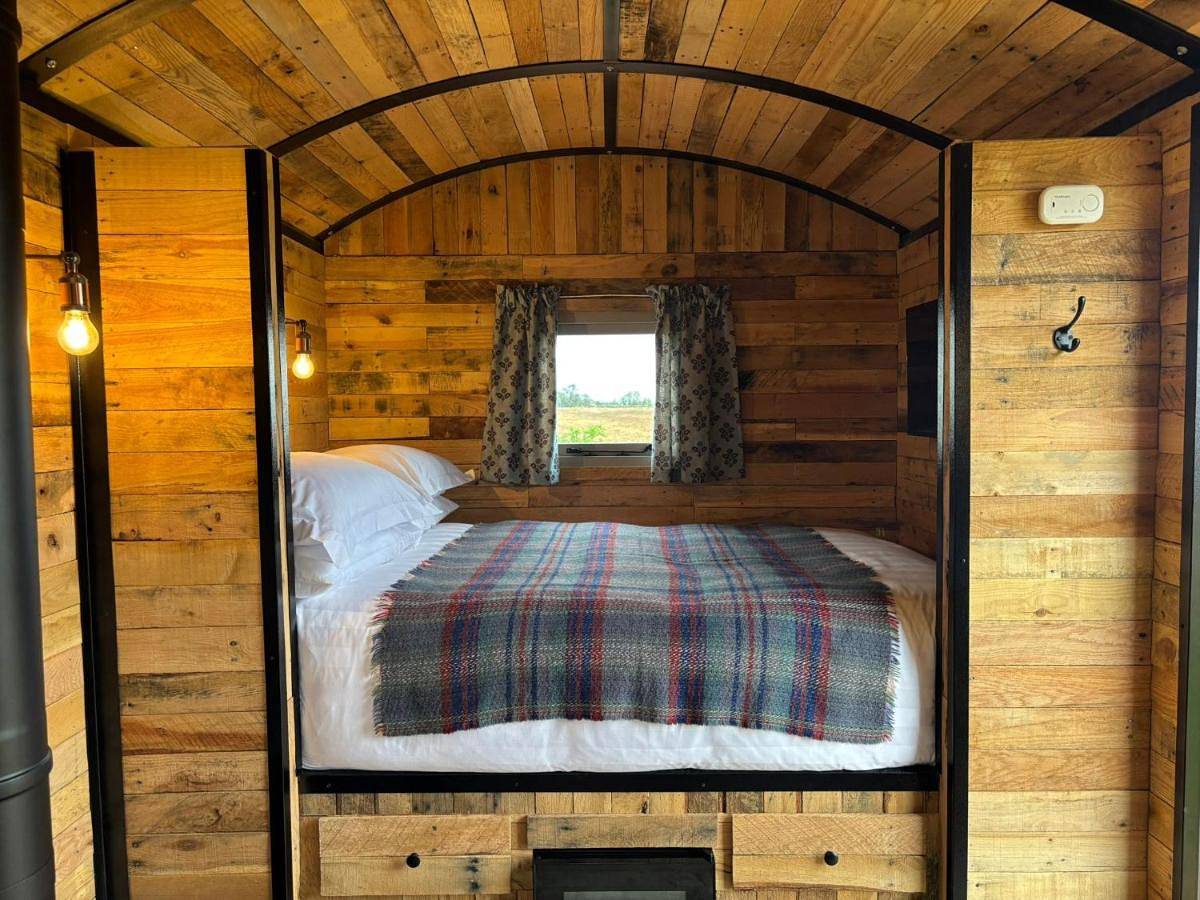 Shepherd's Huts at Cotswold Hills Country Park in Oxfordshire