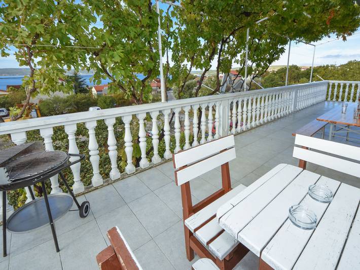 Ferienwohnung für 7 Personen, mit Terrasse in Jasenice - 3