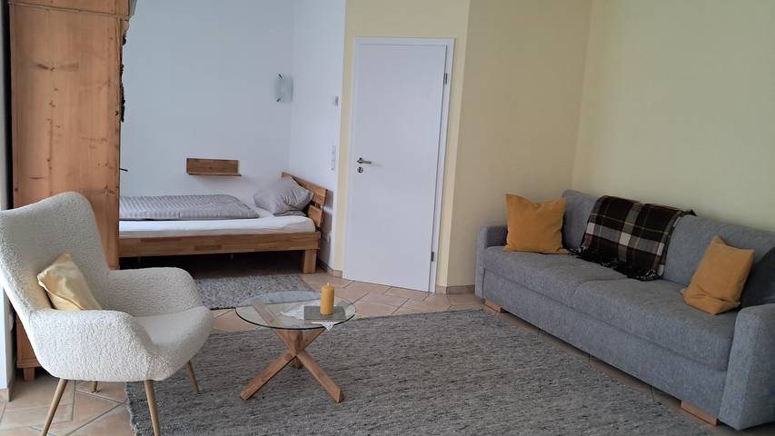 Ganze Ferienwohnung, Appartement/Fewo, Dusche, Wc, Erdgeschoß/Parterre in Gusterath, Landkreis Trier-Saarburg