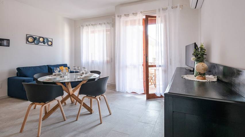 Appartamento per 5 persone, con Balcone a Fertilia