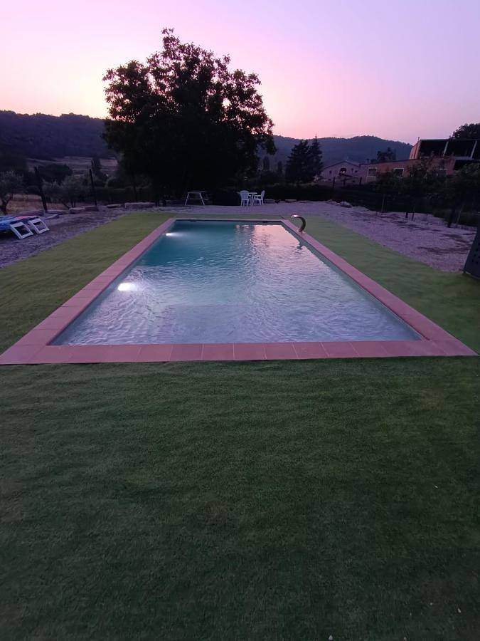 Casa de vacaciones para 11 personas, con balcón y jardín además de piscina y vistas, Familias con niños en Bages - 3