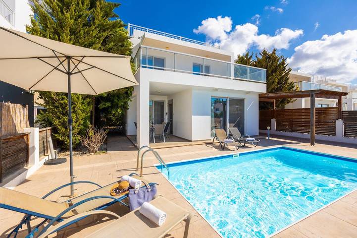 Holiday rental for 6 people, with balcony in Peyia