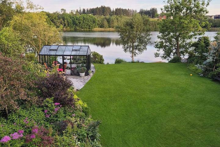 Villa für 10 Personen, mit Balkon und Garten in Norwegen