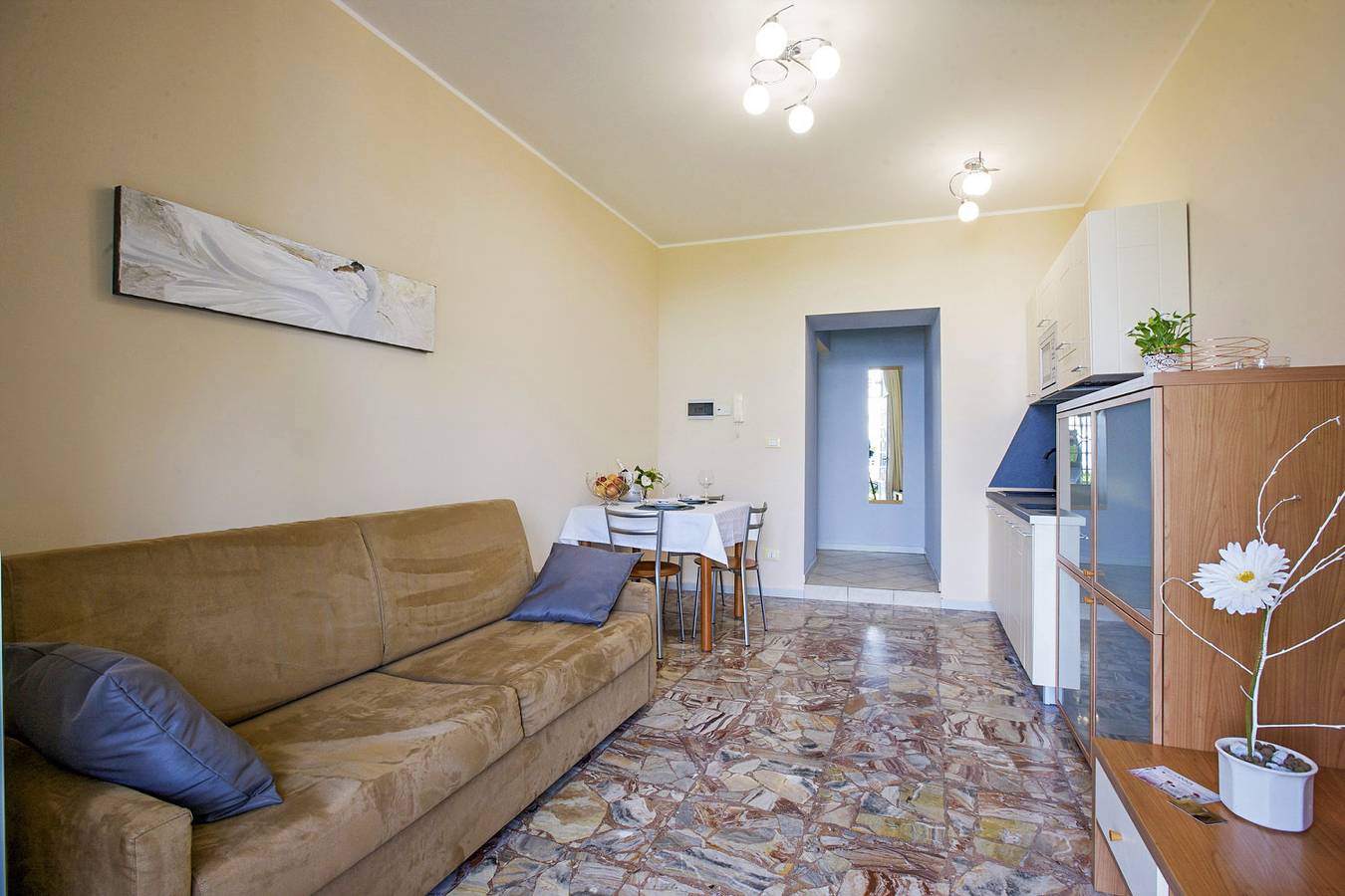 Ganze Wohnung, Villa Anna Isole Borromee Nr. 03 in Baveno, Comune di Baveno