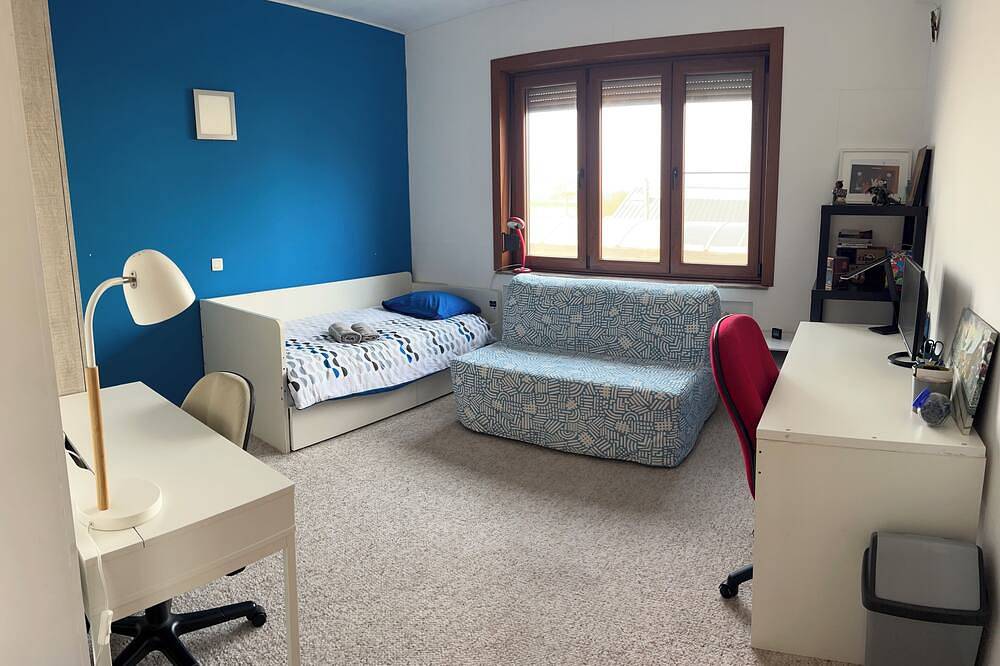 Geheel appartement, Le Thorembais 2 - Bright 2-bedroom apartment in the heart of Perwez. in Waals-Brabant