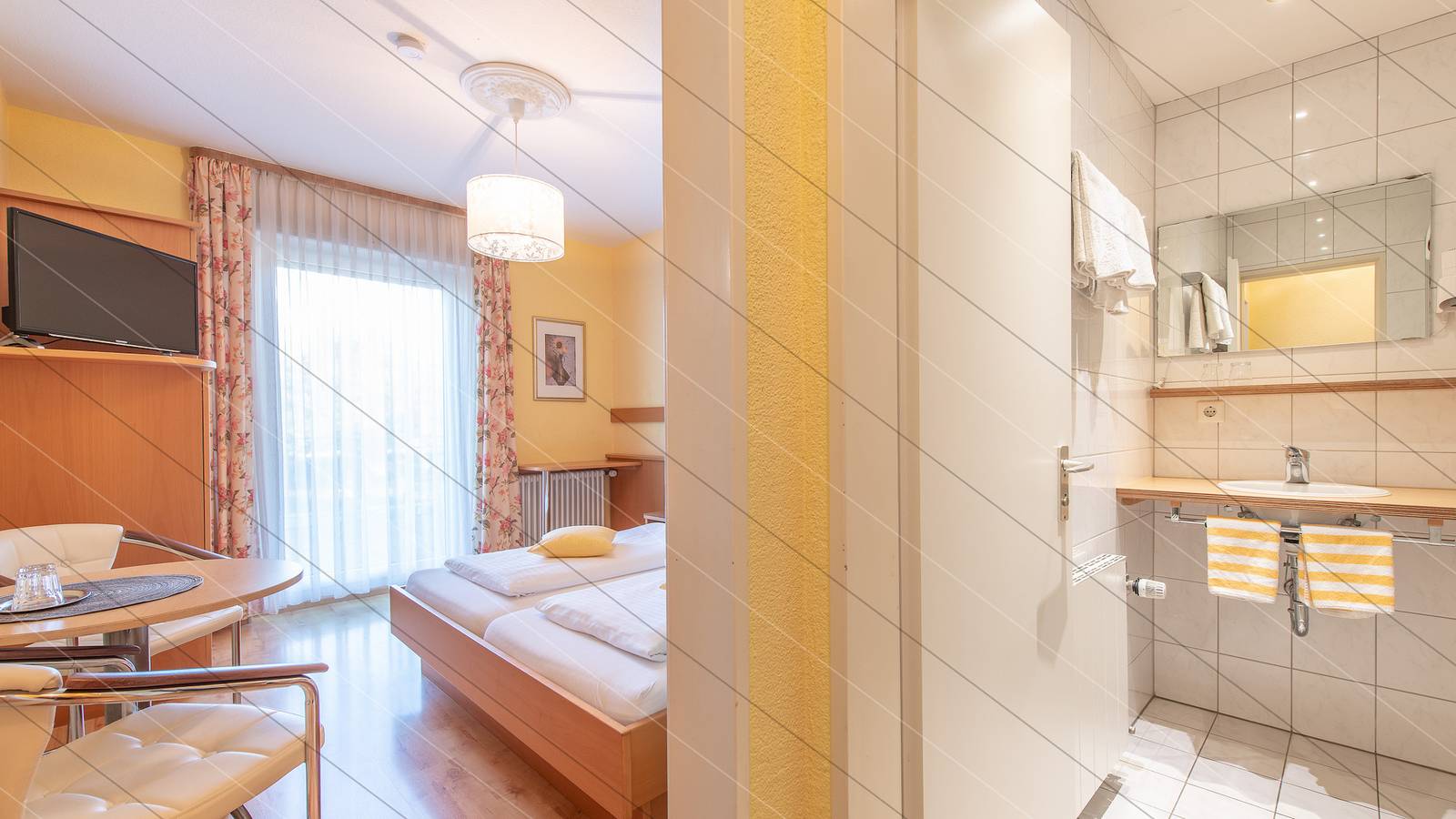 Hotel Breisacher Hof-Garni - Einzelzimmer in Breisach (Kernstadt), Breisach am Rhein