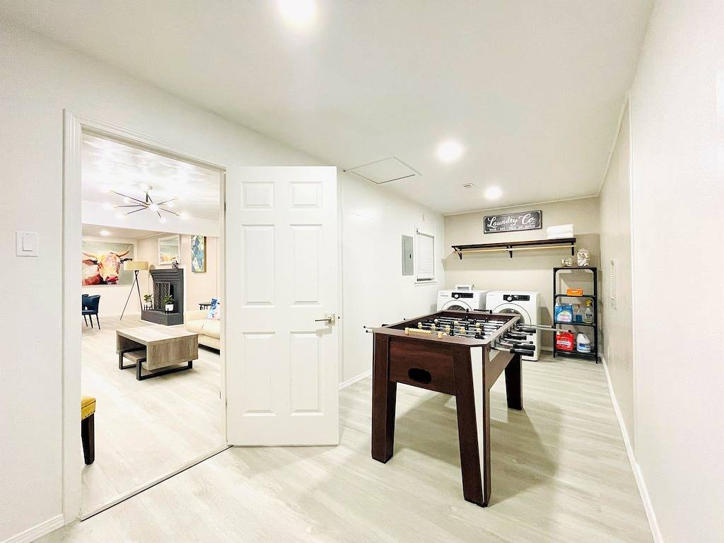 Walk to the At&T Stadium, Texas Rangers Globe Life Park, Texas Live & many more. in Arlington, Tarrant County