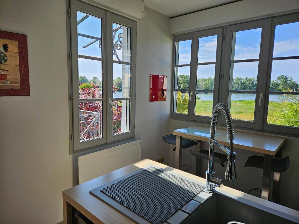 Three-Bedroom House in Chaumont-sur-Loire, Région de Blois
