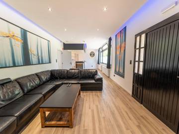 Villa voor 21 Personen in Büllingen, Natuurgebied Hautes Fagnes, Afbeelding 2