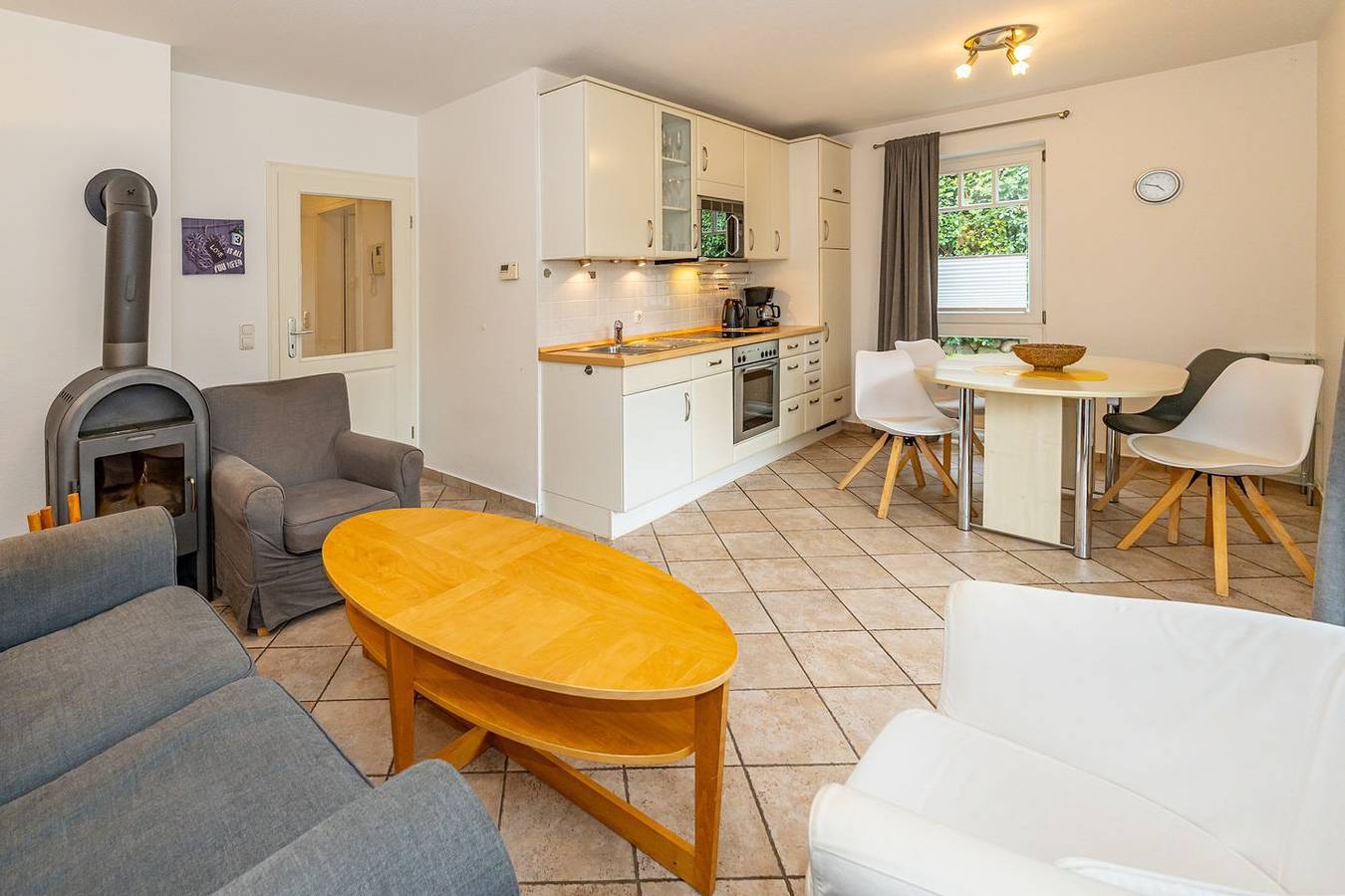 Ganze Wohnung, Komfortable Ferienwohnung Syltkoje mit Terrasse und Parkplatz auf Sylt in Keitum, Sylt (Gemeinde)